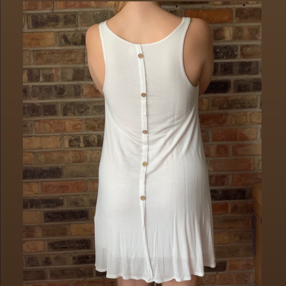 Francesca’s White Rayon Dress w. Button Detailing